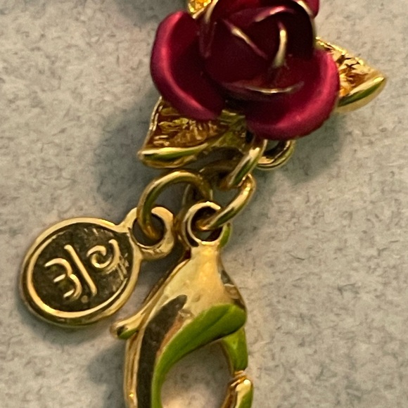 Deep Red Floral Earrings with Gold Accents - Picture 4 of 5